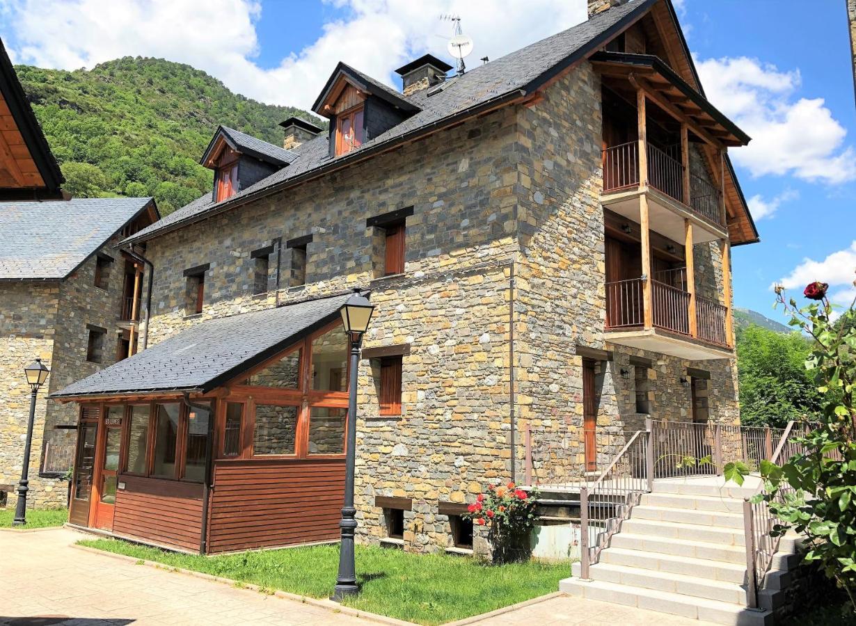 Pirineosnature Apartments סן חואן דה פלאן מראה חיצוני תמונה