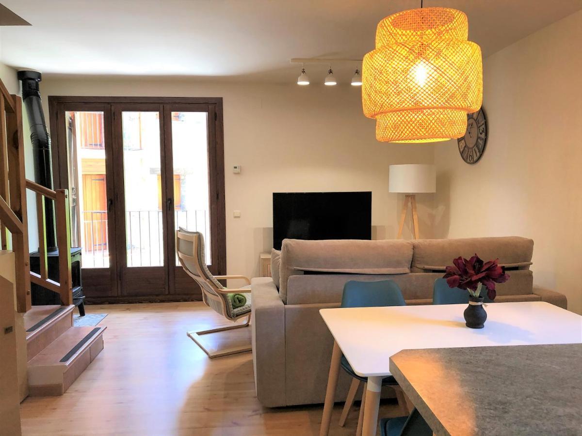 Pirineosnature Apartments סן חואן דה פלאן מראה חיצוני תמונה