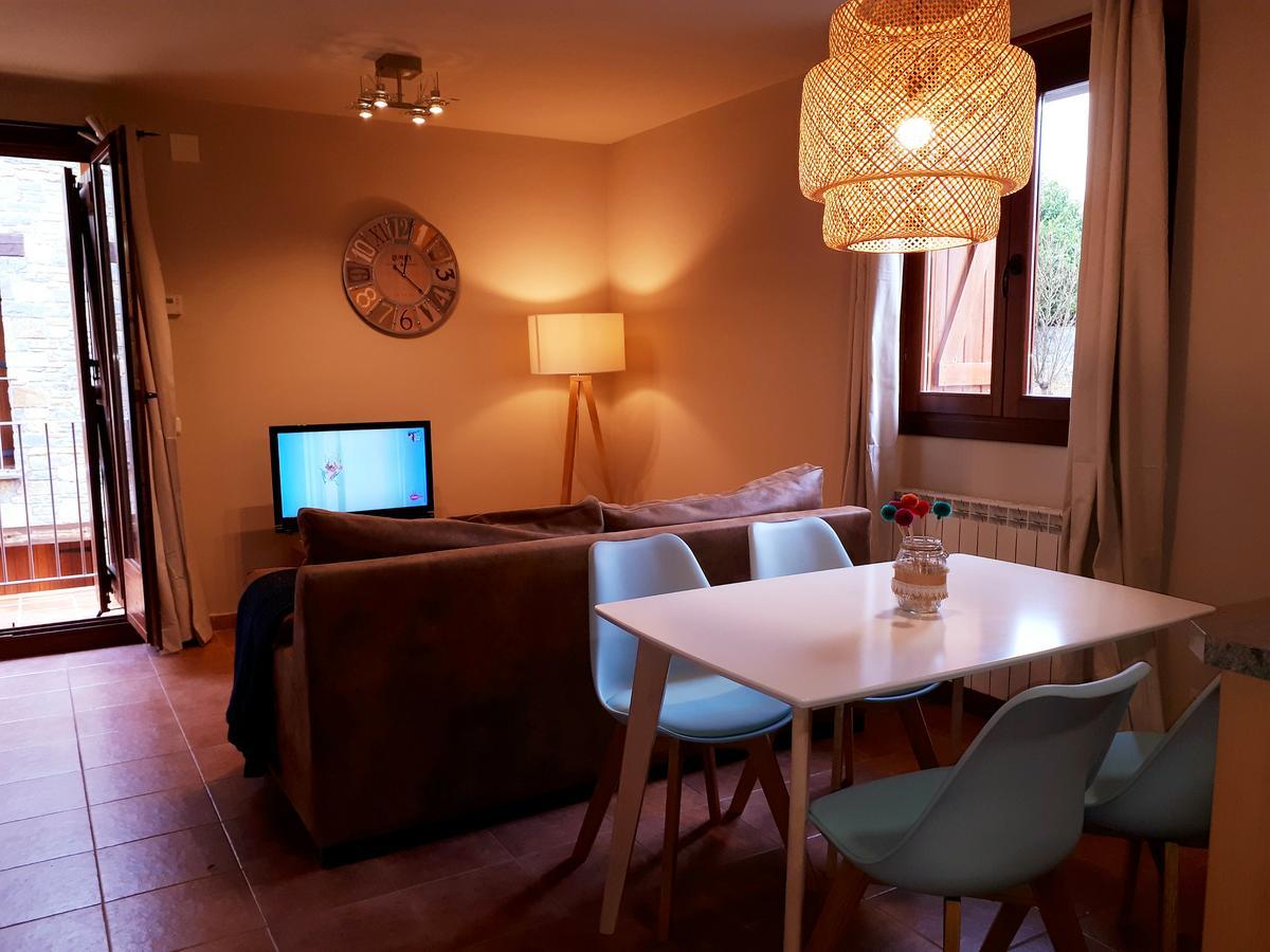 Pirineosnature Apartments סן חואן דה פלאן מראה חיצוני תמונה